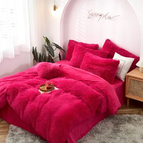 Mink Fur Four-piece Plush Rhinestone Velvet Duvet Cover